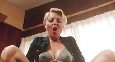 phim sex less viet nam Anh ta tung ra một cú đánh xnxx mbbg sâu mà không bị nôn mửa.